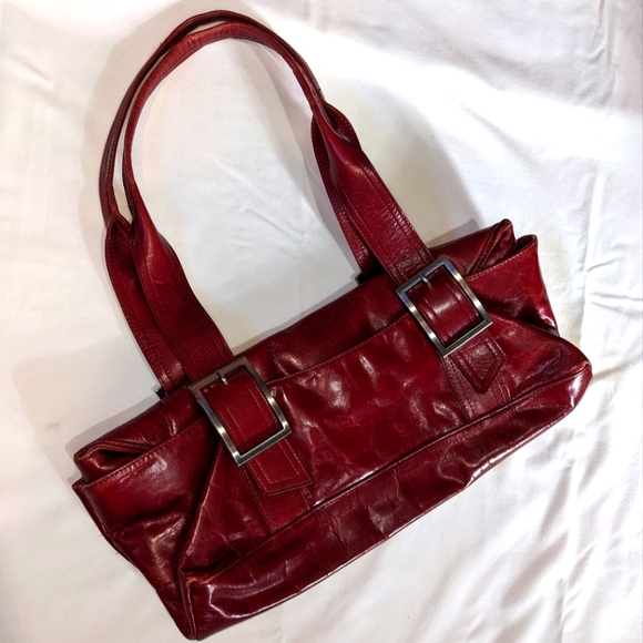 Kenneth Cole New York Handbags - Vintage Kenneth Cole Red Burgundy Leather Large Baguette Style purse